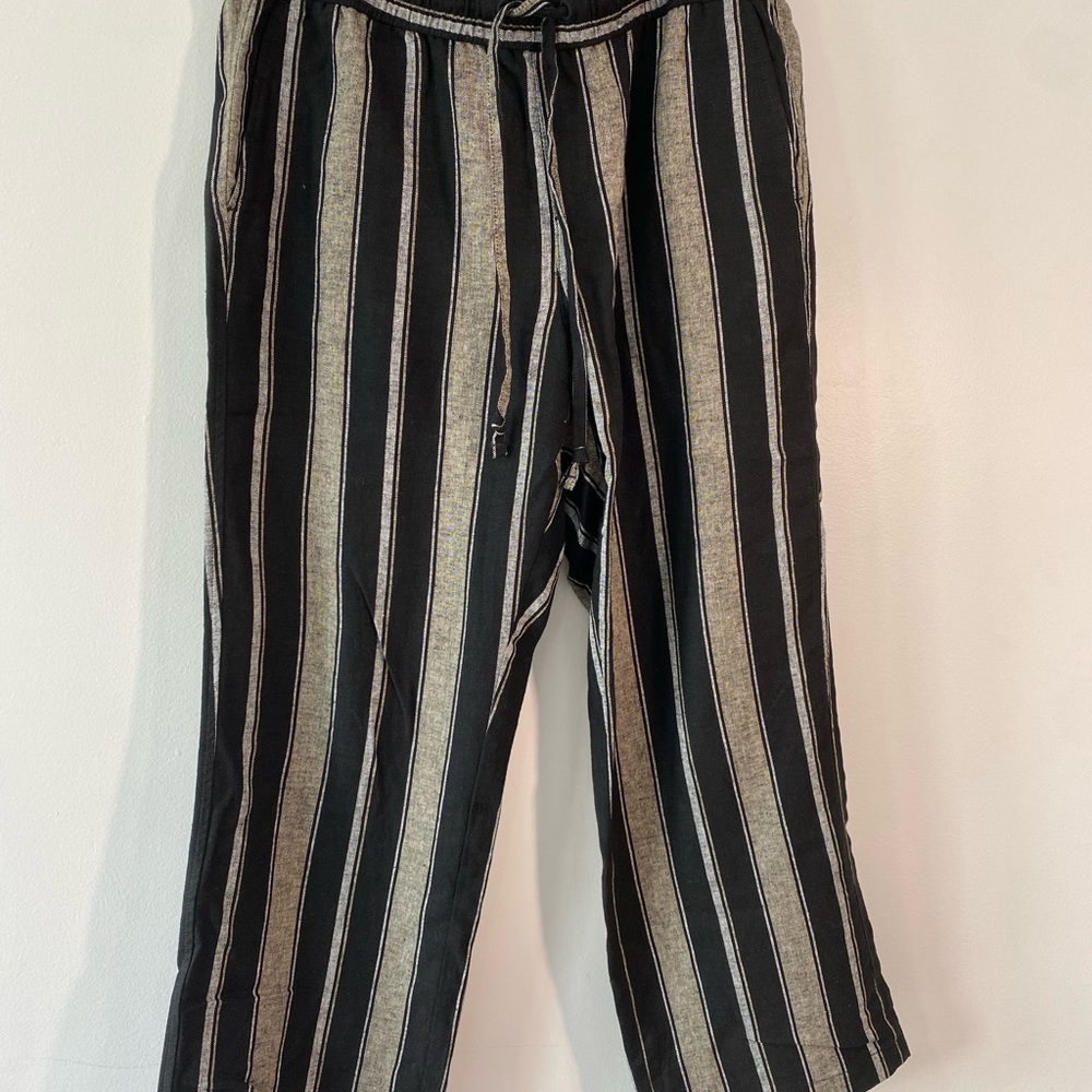 Black and gray wide leg striped linen pants